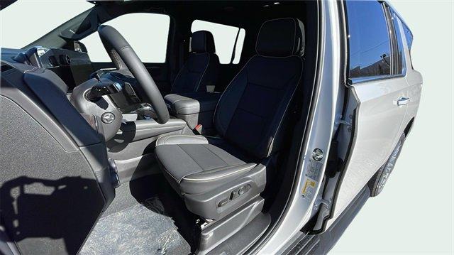 2025 Chevrolet Suburban Vehicle Photo in THOMPSONTOWN, PA 17094-9014