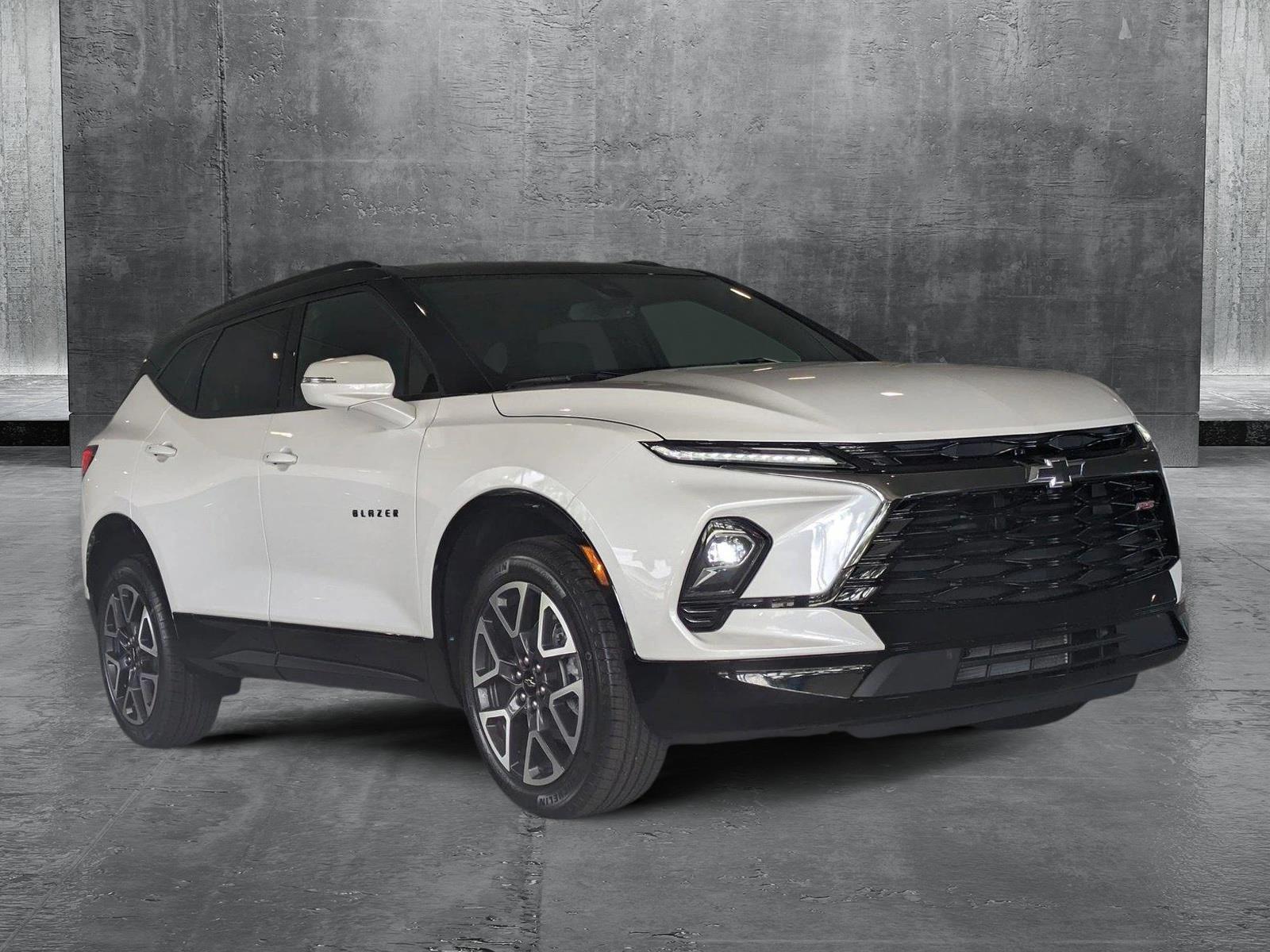 2025 Chevrolet Blazer Vehicle Photo in GREENACRES, FL 33463-3207