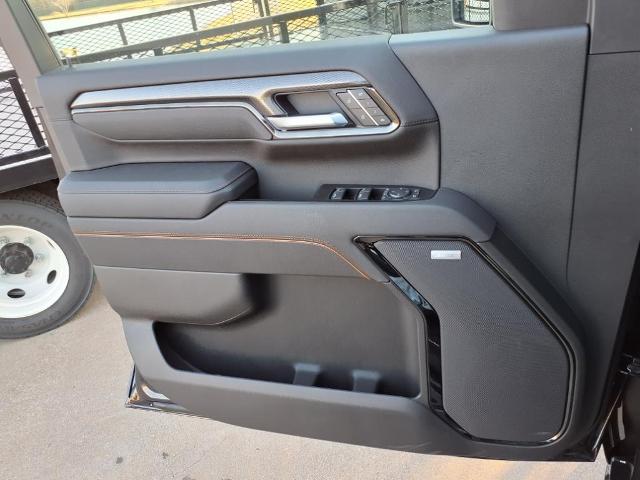 2025 GMC Sierra 2500 HD Vehicle Photo in Denton, TX 76205