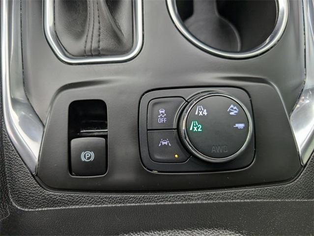 2021 Chevrolet Traverse Vehicle Photo in ENGLEWOOD, CO 80113-6708