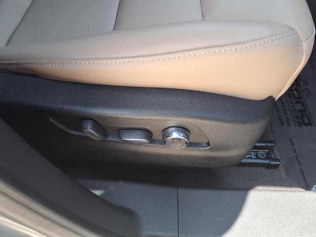 2025 Cadillac XT4 Vehicle Photo in TAMPA, FL 33612-3404