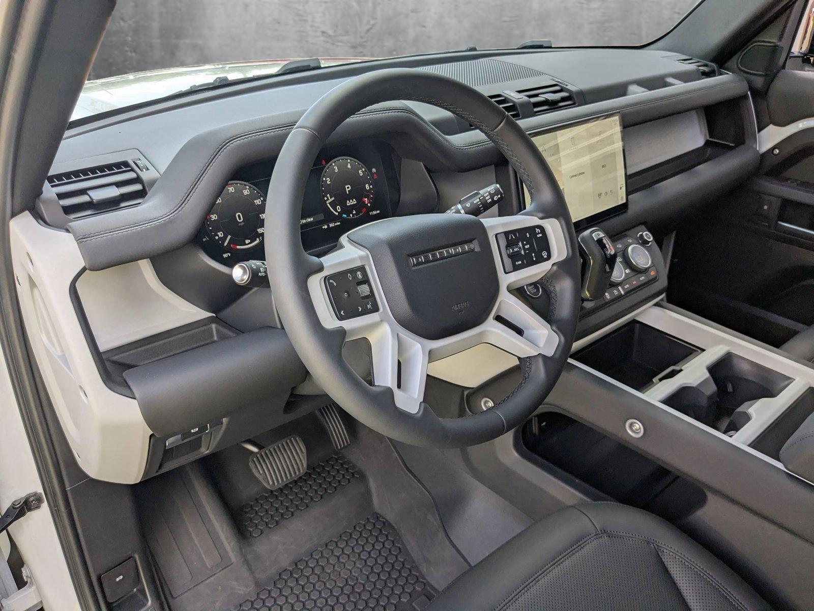 2025 Land Rover Defender Vehicle Photo in Pompano Beach, FL 33064