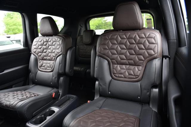 2025 Nissan Armada Vehicle Photo in Ballwin, MO 63011
