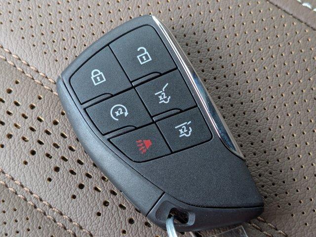 2025 Chevrolet Suburban Vehicle Photo in BRUNSWICK, GA 31525-1881