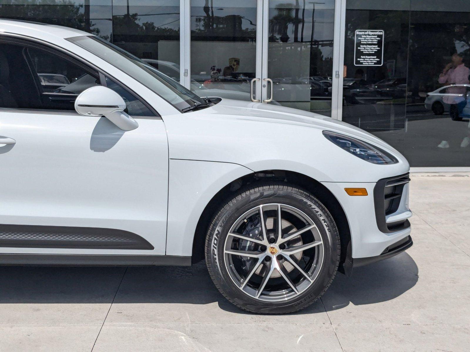 2025 Porsche Macan Vehicle Photo in Maitland, FL 32751