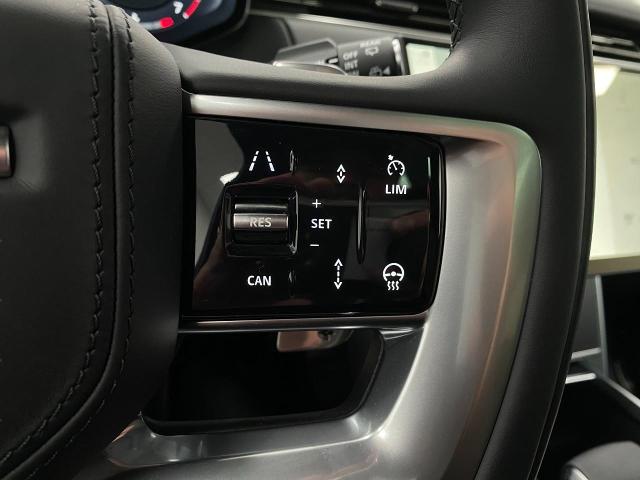 2025 Range Rover Vehicle Photo in Appleton, WI 54913