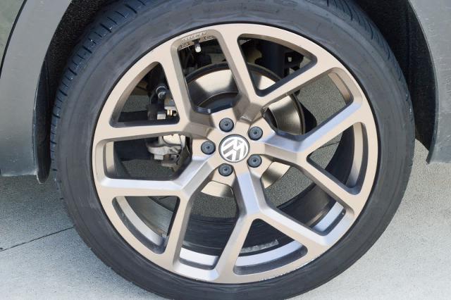 2021 Volkswagen Atlas Vehicle Photo in Houston, TX 77090