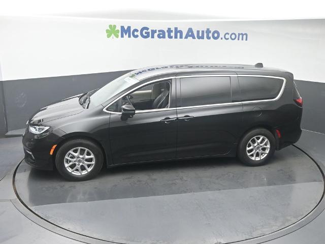 2023 Chrysler Pacifica Vehicle Photo in Cedar Rapids, IA 52402