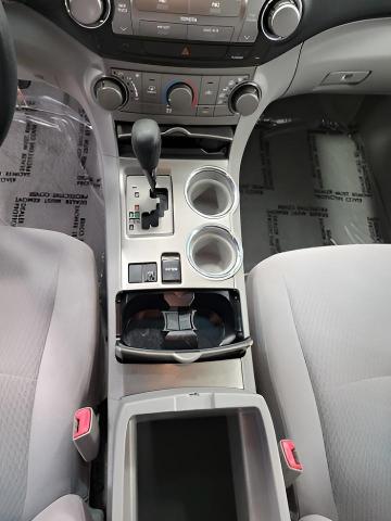 2009 Toyota Highlander Vehicle Photo in Oshkosh, WI 54904