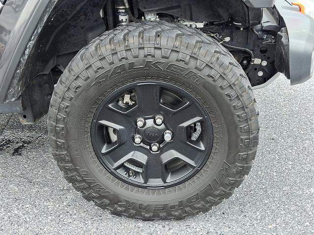 2022 Jeep Gladiator Vehicle Photo in HARRISBURG, PA 17111-1033
