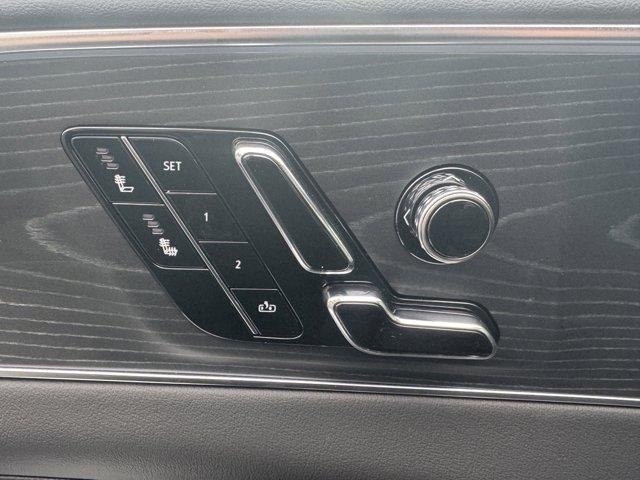 2025 Cadillac LYRIQ Vehicle Photo in LEOMINSTER, MA 01453-2952