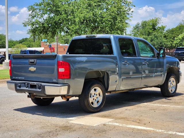 2007 Chevrolet Silverado 1500 Vehicle Photo in DENTON, TX 76210-9321