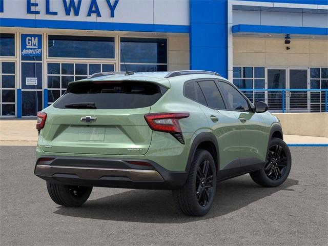 2025 Chevrolet Trax Vehicle Photo in ENGLEWOOD, CO 80113-6708