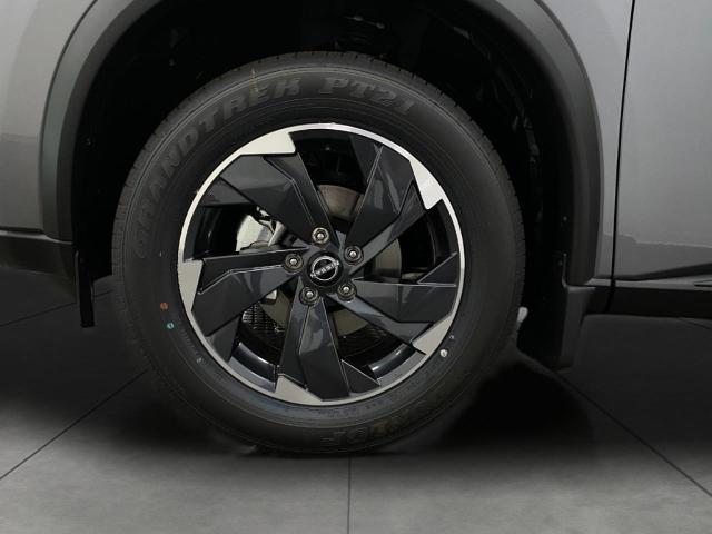 2025 Nissan Rogue Vehicle Photo in Appleton, WI 54913