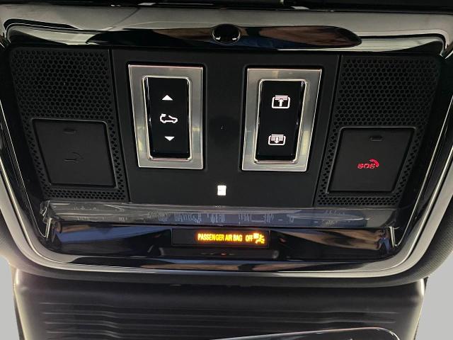2025 Range Rover Velar Vehicle Photo in Appleton, WI 54913