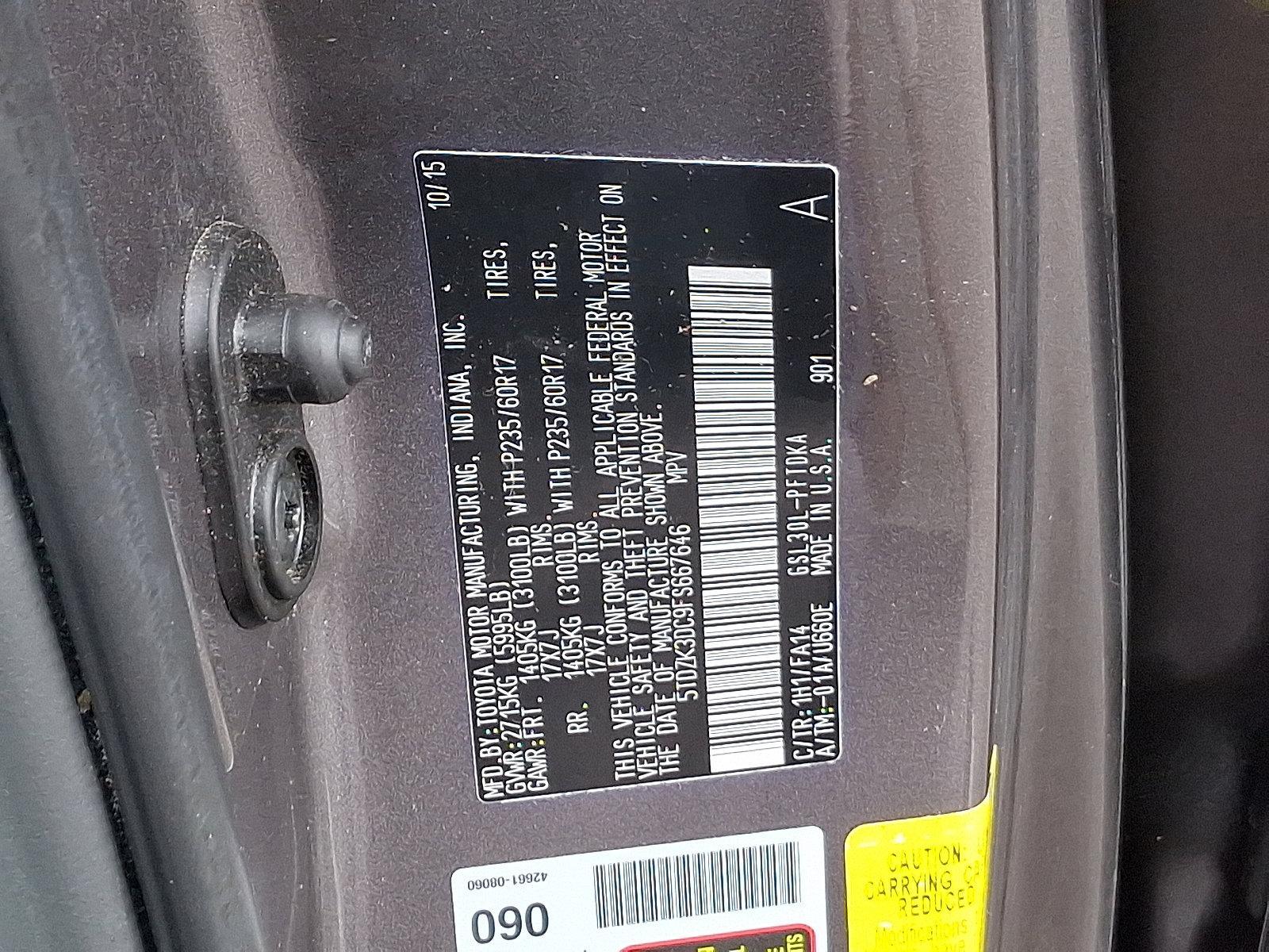 2015 Toyota Sienna Vehicle Photo in Trevose, PA 19053