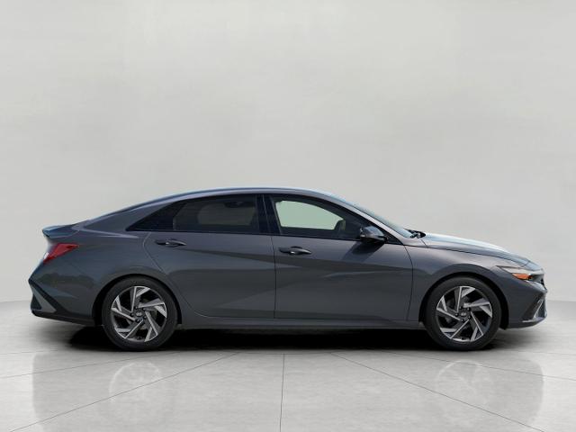 2025 Hyundai ELANTRA Vehicle Photo in Green Bay, WI 54304