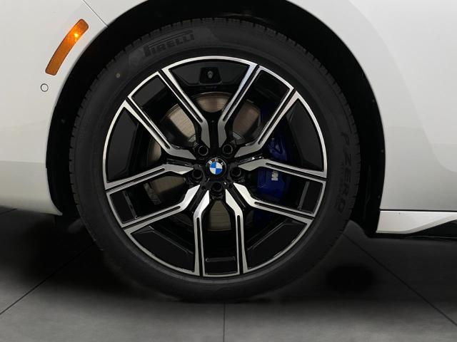 2025 BMW 740i xDrive Vehicle Photo in Appleton, WI 54913