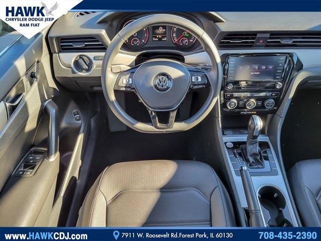 2022 Volkswagen Passat Vehicle Photo in Saint Charles, IL 60174