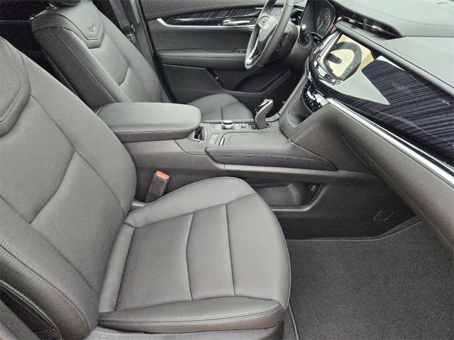 2025 Cadillac XT6 Vehicle Photo in Oklahoma City, OK 73114