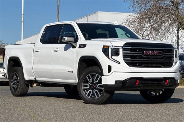 2025 GMC Sierra 1500 Vehicle Photo in ELK GROVE, CA 95757-8703