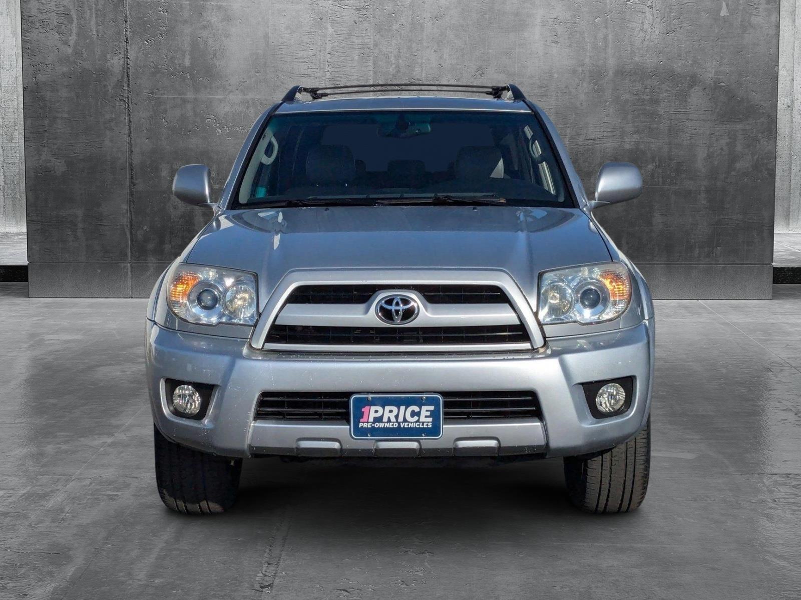 2006 Toyota 4Runner Vehicle Photo in VALENCIA, CA 91355-1705