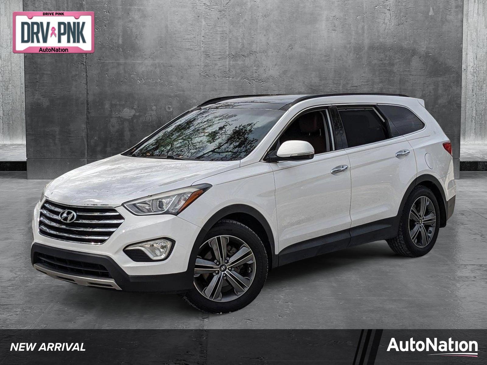 2015 Hyundai SANTA FE Vehicle Photo in Tampa, FL 33614