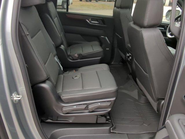 2025 GMC Yukon XL Vehicle Photo in ALBERTVILLE, AL 35950-0246