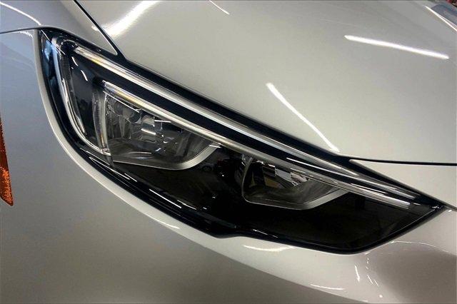 2018 Buick Regal Sportback Vehicle Photo in TOPEKA, KS 66609-0000