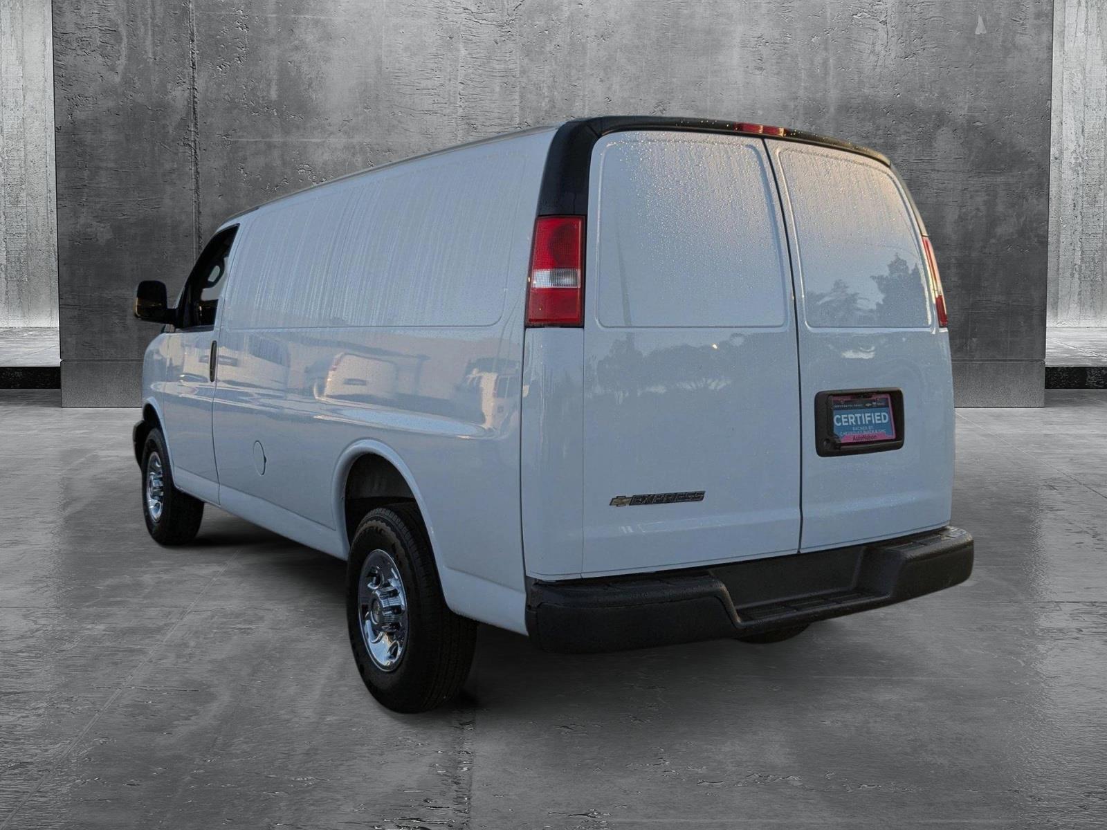 2023 Chevrolet Express Cargo 2500 Vehicle Photo in MIAMI, FL 33134-2699