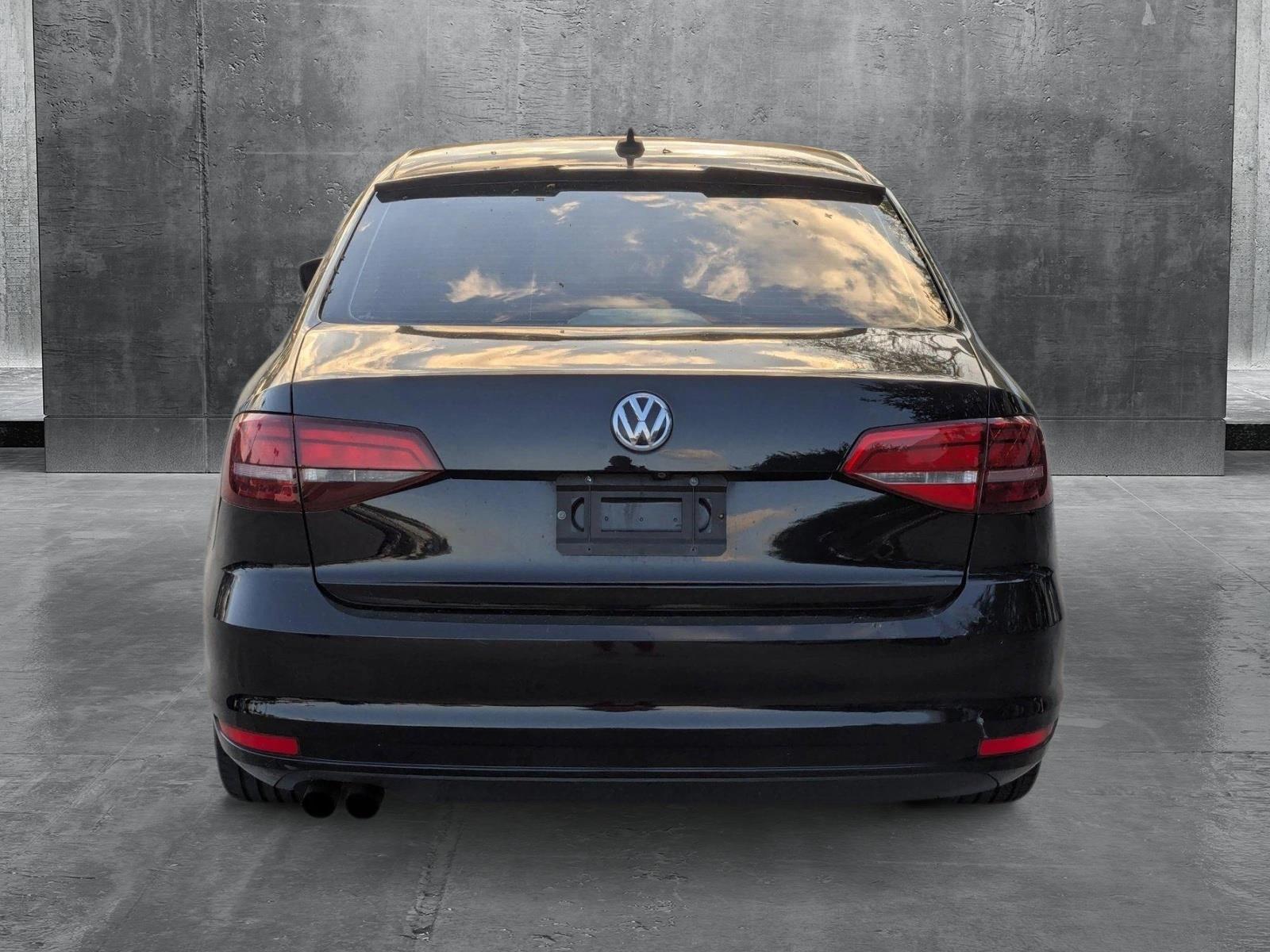 2016 Volkswagen Jetta Sedan Vehicle Photo in PEMBROKE PINES, FL 33024-6534