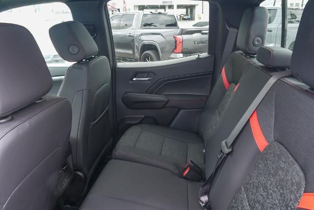 2025 Chevrolet Colorado Vehicle Photo in VENTURA, CA 93003-8585