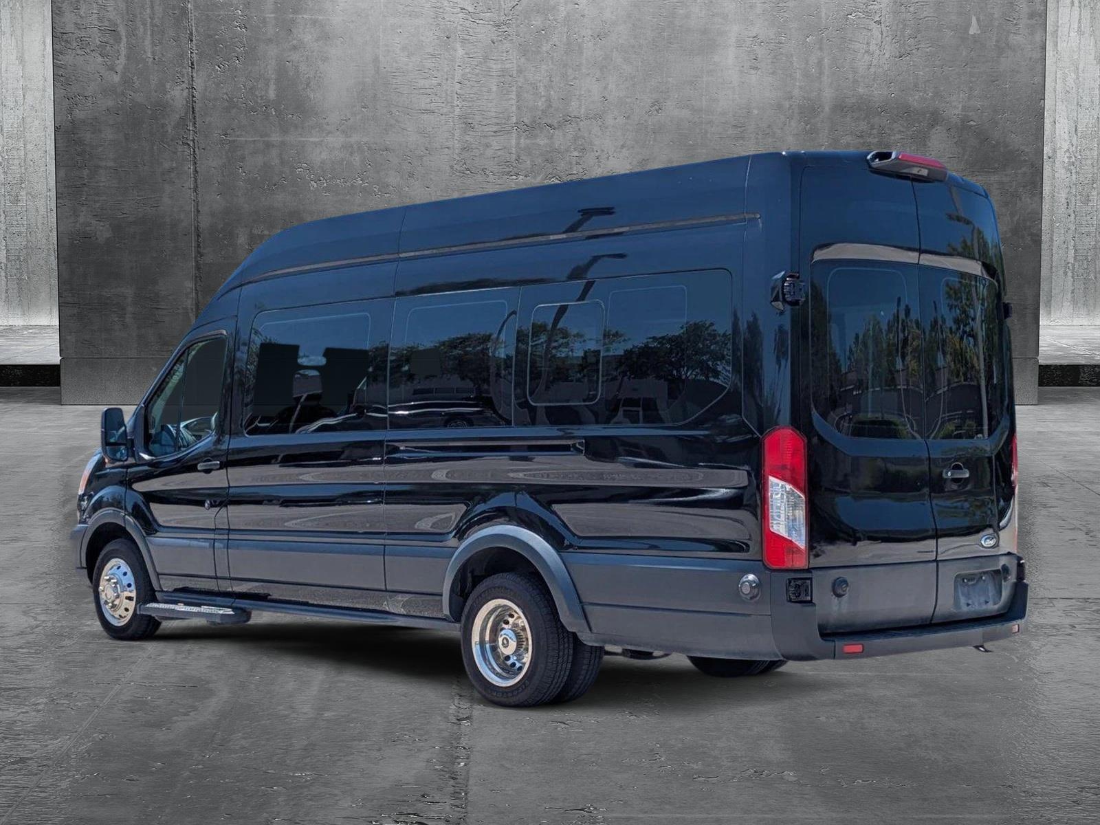 2019 Ford Transit Passenger Wagon Vehicle Photo in Clearwater, FL 33765