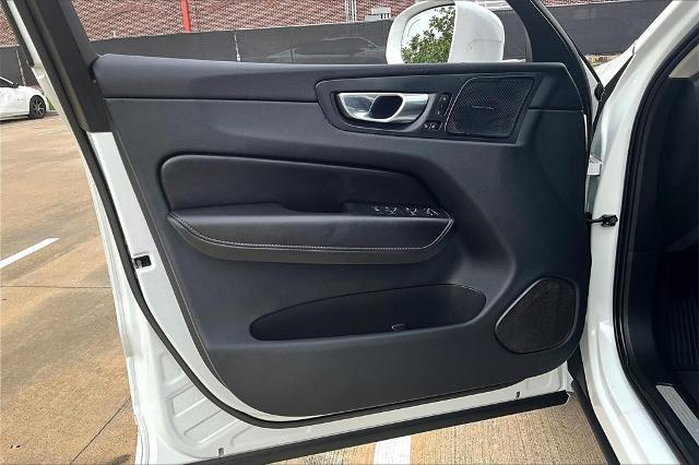 2022 Volvo XC60 Vehicle Photo in Houston, TX 77007