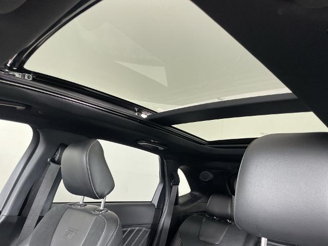 2022 Ford Edge Vehicle Photo in GILBERT, AZ 85297-0402