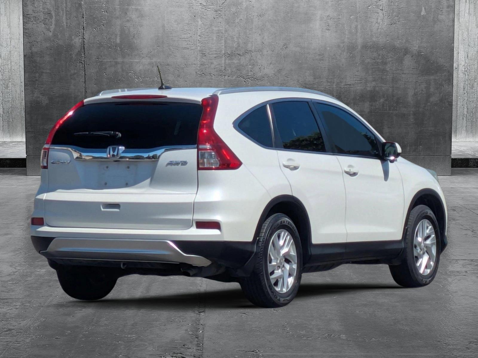 2016 Honda CR-V Vehicle Photo in Valencia, CA 91355-1794
