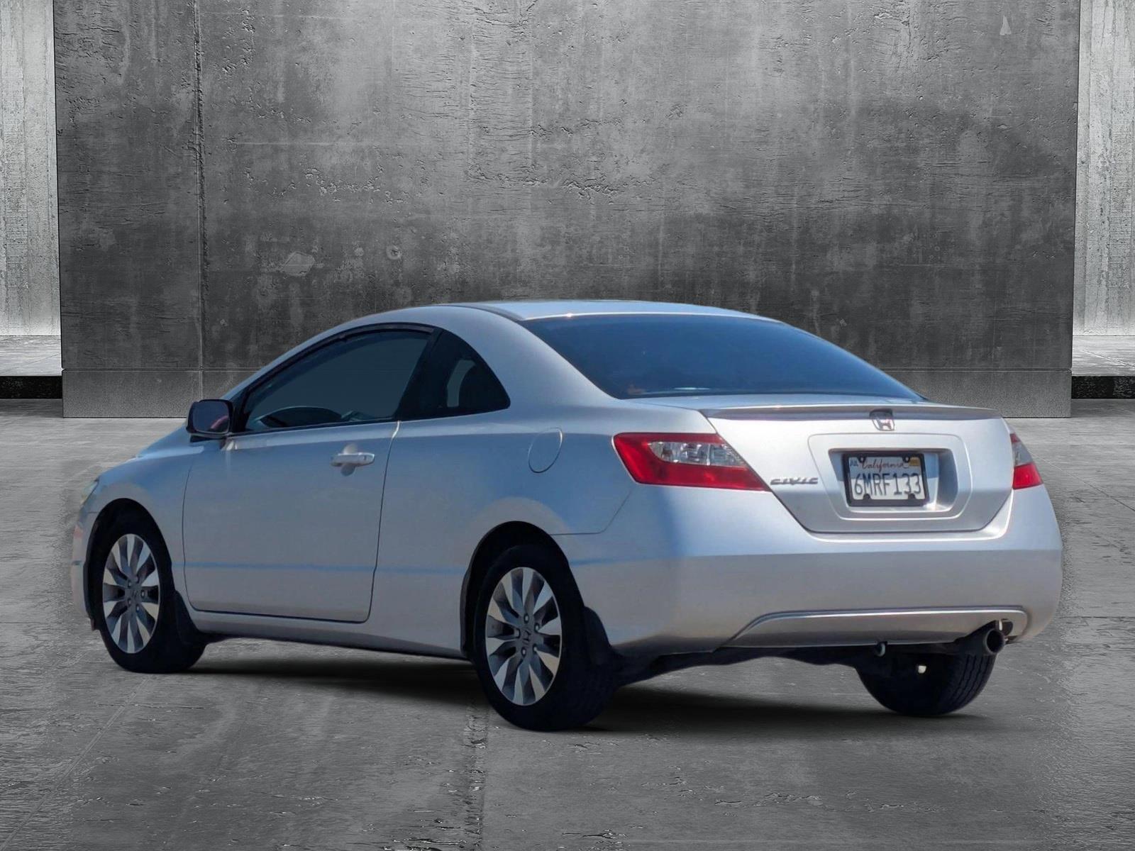 2010 Honda Civic Coupe Vehicle Photo in Valencia, CA 91355-1794