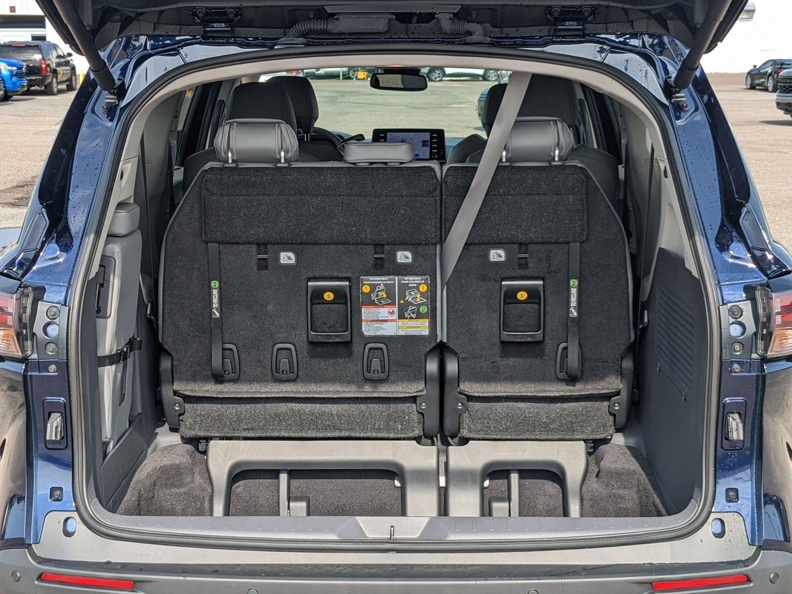 2024 Toyota Sienna Vehicle Photo in ORLANDO, FL 32808-7998