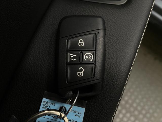 2023 Volkswagen Tiguan Vehicle Photo in Appleton, WI 54913