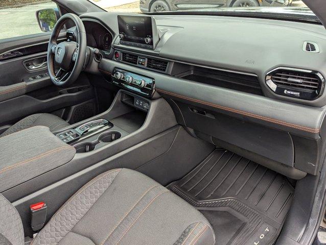 2025 Honda Pilot Vehicle Photo in San Antonio, TX 78230