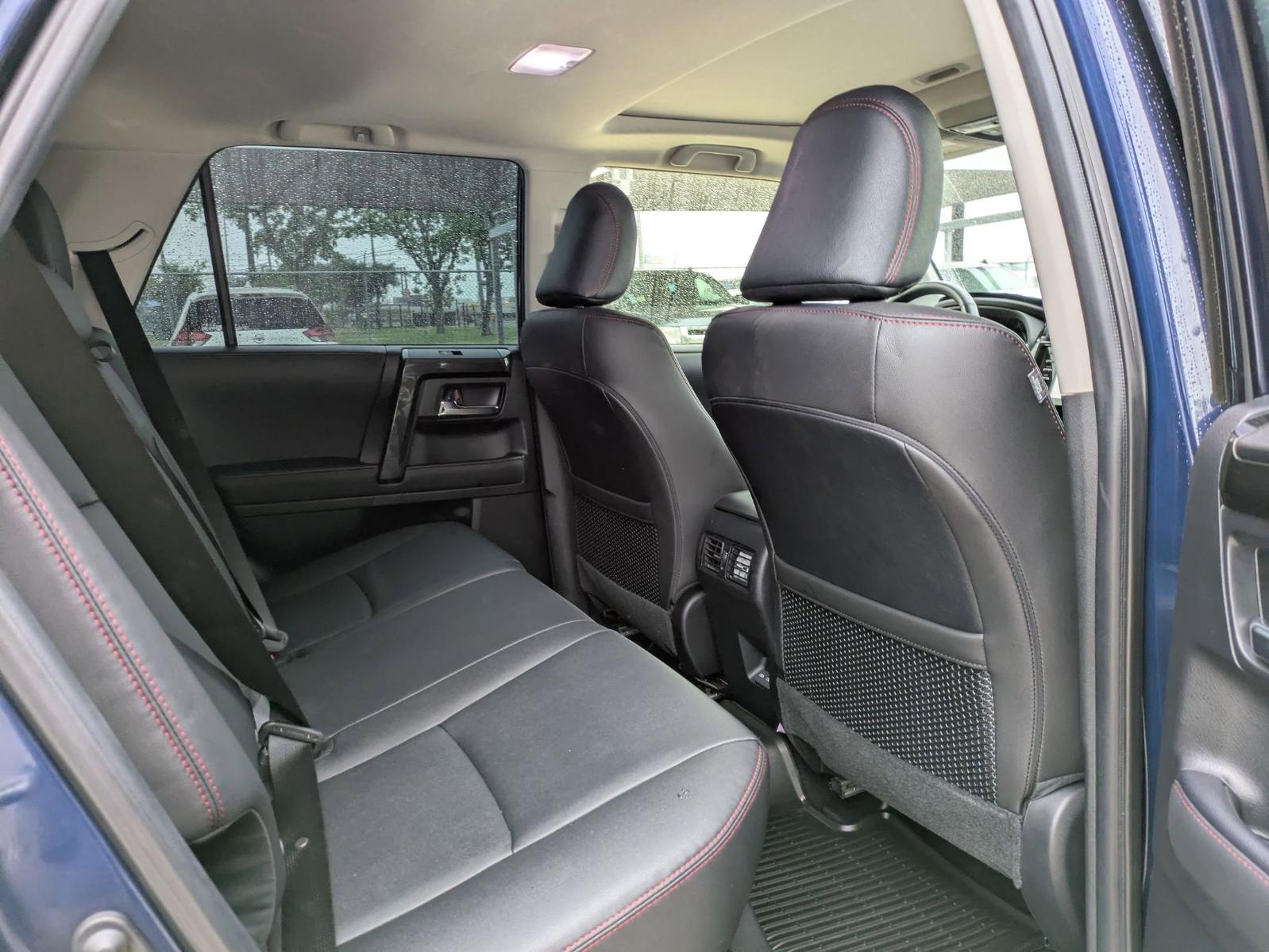 2024 Toyota 4Runner Vehicle Photo in SELMA, TX 78154-1460
