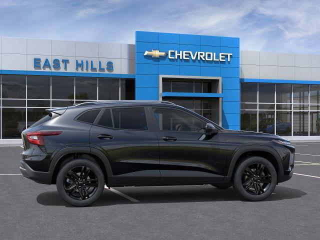 2025 Chevrolet Trax Vehicle Photo in Roslyn, NY 11576