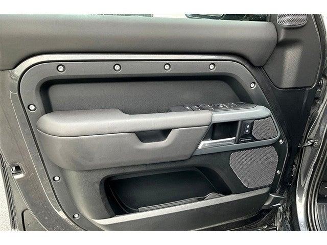 2024 Land Rover Defender Vehicle Photo in San Antonio, TX 78230