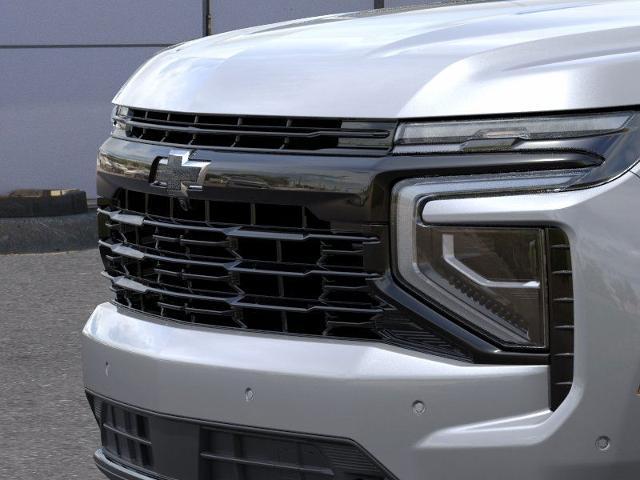2025 Chevrolet Suburban Vehicle Photo in KANSAS CITY, MO 64114-4502