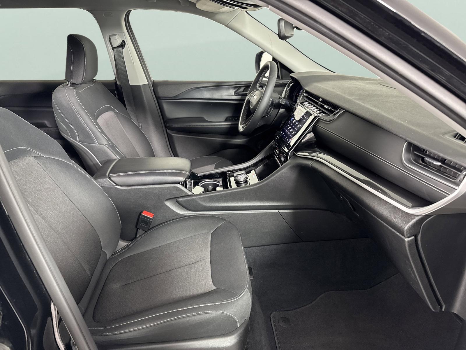 2023 Jeep Grand Cherokee L Vehicle Photo in Georgetown, TX 78626