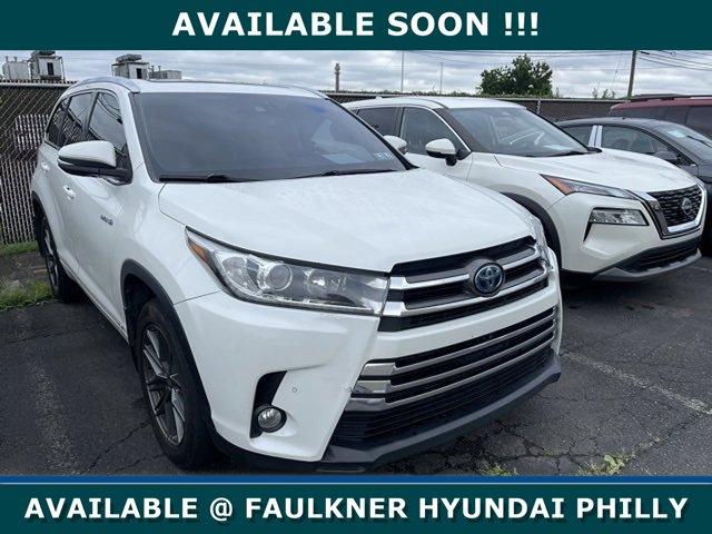 2018 Toyota Highlander Vehicle Photo in Philadelphia, PA 19116