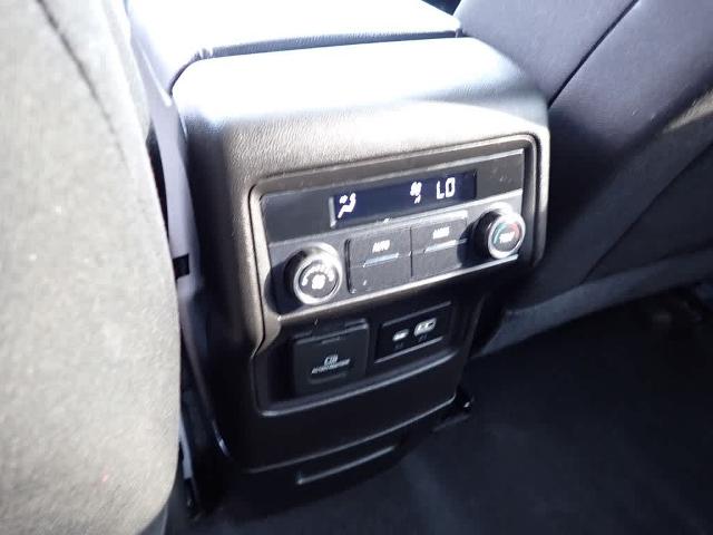 2023 GMC Acadia Vehicle Photo in ZELIENOPLE, PA 16063-2910