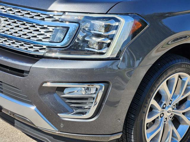 2019 Ford Expedition Vehicle Photo in DENTON, TX 76210-9321