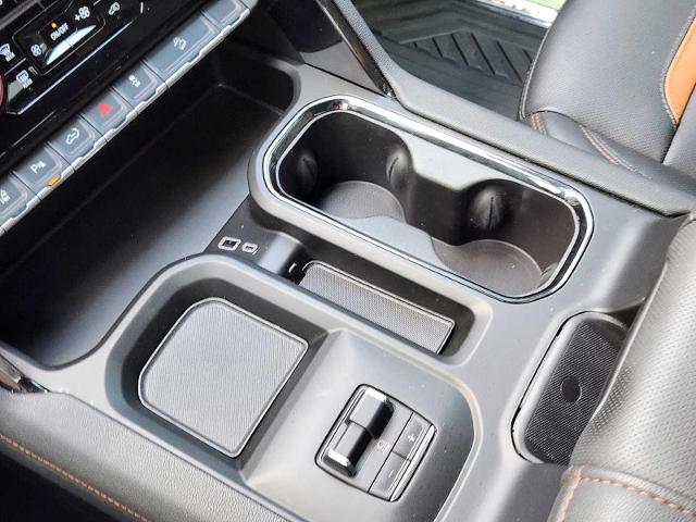 2024 GMC Sierra 2500 HD Vehicle Photo in DENTON, TX 76210-9321