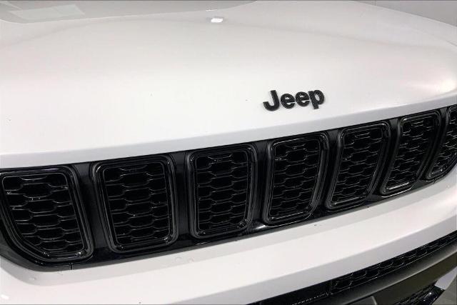 2024 Jeep Grand Cherokee L Vehicle Photo in Kansas City, MO 64114